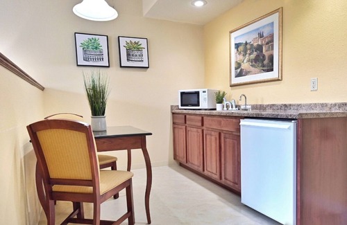 Pembine Hotel | Family Island Getaway! 3 Cozy Units w/Pool, Dining & Scenic Trail Walks!