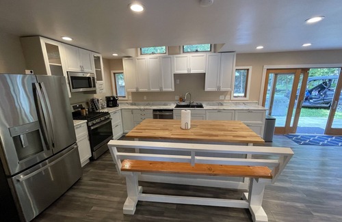 Frankfort House | Family Lake Home – Bikes, Kayaks, Game Loft, Fire Pit, & No Cleaning Fees