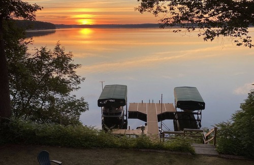 Hayward House | Family Lake Retreat on Lac Courte Oreilles