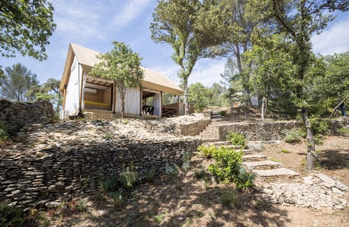 Castillon-du-Gard Villa | Family lodge with swimming pool for 6 to 7 people in the middle of the Garrigue