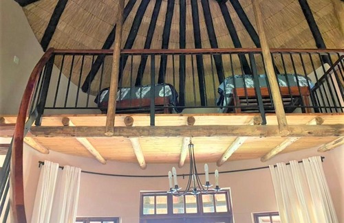 Bulawayo Apartment | Family Lodge in Natural African Bush - 2115