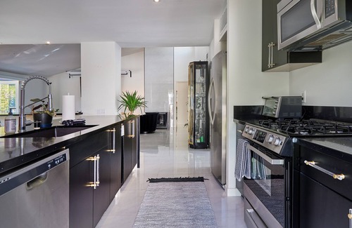 Sunrise Vista Chino House | Family Luxury, Mountain views, Pool/Hot Tub,