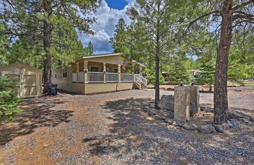 Munds Park House | Family Munds Park Retreat Games and Gas Grill