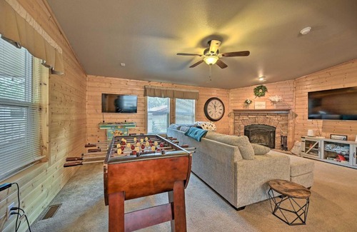 Munds Park House | Family Munds Park Retreat Games and Gas Grill