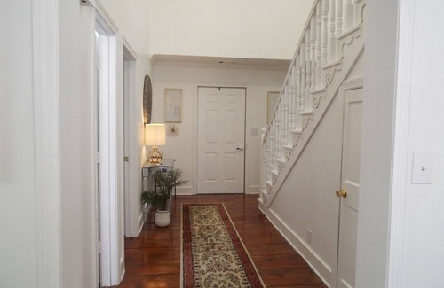 Greenville House | Family neighborhood with king beds!