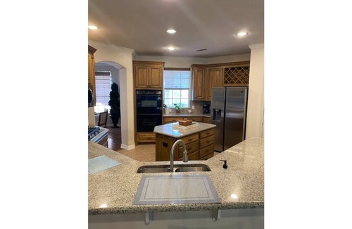Cedar Hill House | Family Oasis 5 miles from Joe Pool Lake