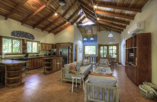 Nosara House | Family Oasis Minutes Walk to the Playa Guiones