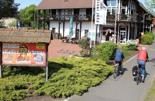 Burg Apartment | Family offer, double room with gallery, shower/toilet, FR - the cyclist barn