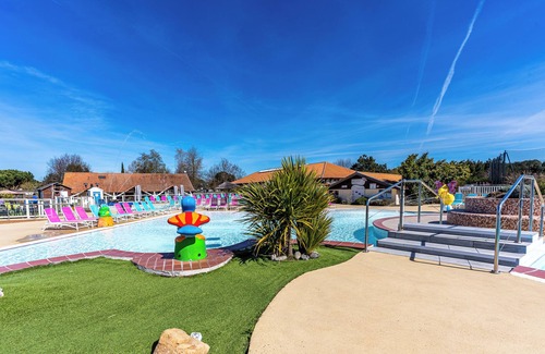 Gastes House | Family paradise in the Landes region at a campsite with a water park