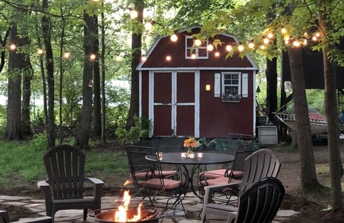 Ballston Spa House | Family & Pet Friendly! Less than 5 miles from down Saratoga & Skidmore College!