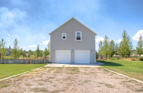 Rexburg House | Family Privacy South of Rexburg