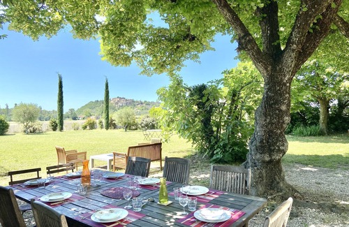 La Laupie Cottage | Family restored house, for restful, sportiv, cultural sunny holidays Provence