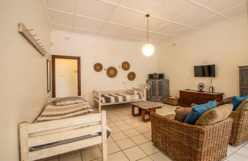 Manaba Beach House | Family Retreat Holiday Home
