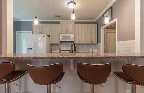 McCutcheon Field House | FAMILY RETREAT/PET FRIENDLY NEAR MILITARY BEACHES AND BASES