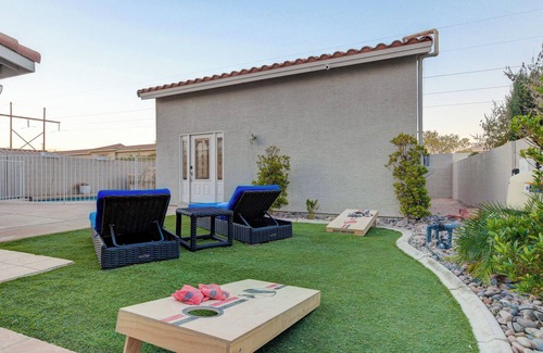Silverado Ranch House | Family Retreat: Pool & Fun Casita with Games
