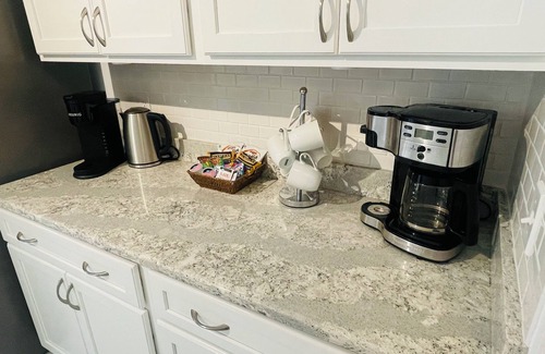 Crescent Lakes House | Family Retreat: Poolside Haven in Kissimmee