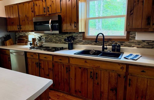 Unaka House | FAMILY RETREAT: SOGGY BEAR BOTTOM