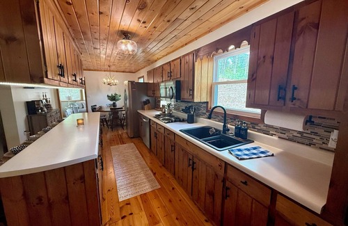 Unaka House | FAMILY RETREAT: SOGGY BEAR BOTTOM