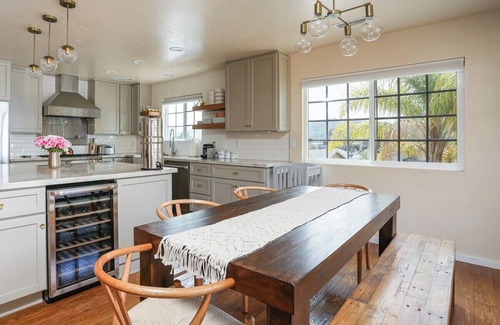 Arroyo Grande House | Family Retreat | Stunning Views | Modern Amenities