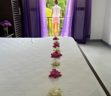 Kaduruduwa House | Family Retreat Unawtuna