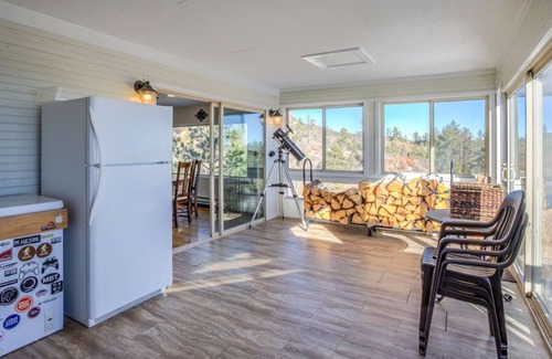 Colorado Springs House | Family Retreat at Cheyenne Mountain