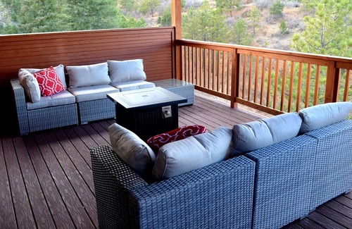 Colorado Springs House | Family Retreat at Cheyenne Mountain