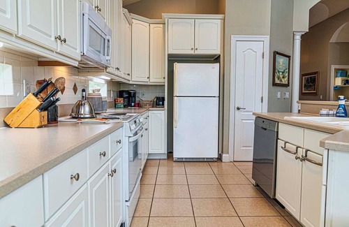 St. Augustine House | Family Retreat w/Fenced Yard and resort amenities
