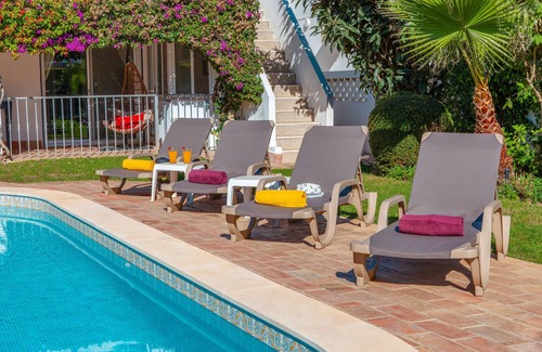 Olhos D'Agua Villa | Family Retreat w/Pool, Olhos de Água