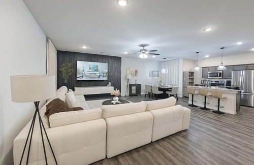 Buckner Terrace - Everglade Park House | Family Retreat with Private Patio