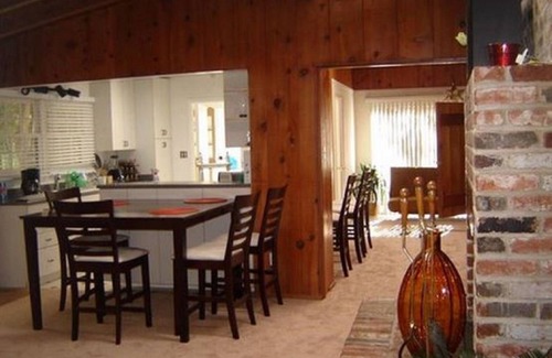 Hidden Valley House | Family Reunions Large Groups 2 homes + Studios Sleeps 29 Volleybal Ct 2 Hot tubs