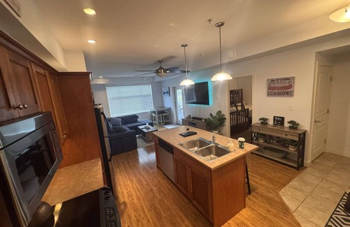 Sicamous Condo | Family-sized condo with boat slip, games room, Gym & deck, pool & hottub.