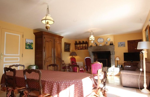 Orval sur Sienne Cottage | Family stone house with private garden, pets allowed