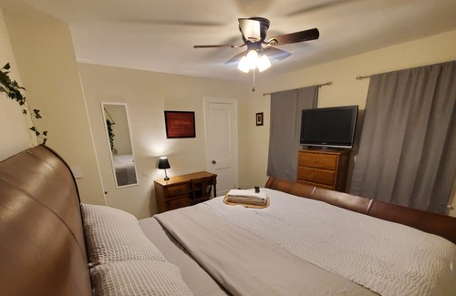 Southside House | Family Suit Near Downtown UofL,Airport&ExpoCenter