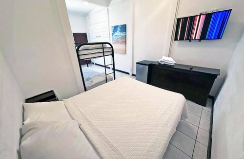 Tamarindo Hotel | Family Suite #7 for 4 + Breakfast Included