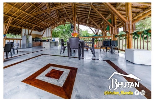 Filandia Cottage | Family suite for 4 with private kitchen, bathroom, Balcony and living area