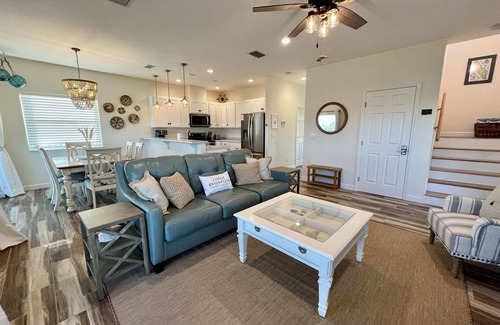 Placida House | Family Tides on LGI - Golf Cart Included