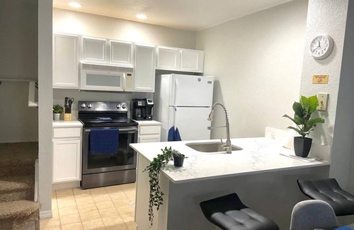 Venetian Bay Villages House | Family Townhome - 3beds/2baths