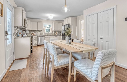 Greensboro House | Family Tranquil Retreat - Pool, HotTub, Golf, More