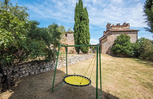 Monteriggioni House | Family Tuscany Home Close Via Francigena, Monteriggioni, Italy