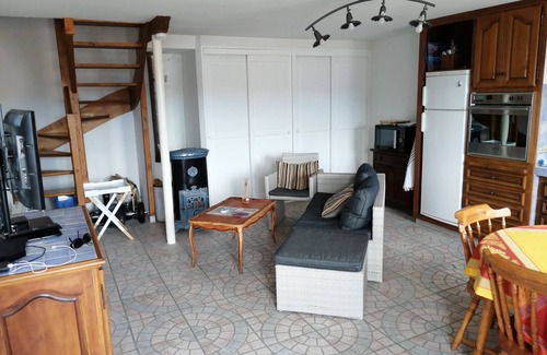 Sainte-Croix-du-Verdon House | Family, village and lake