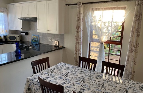 Bloubergstrand House | Family Vacation Home and company employee accommodations in Capetown