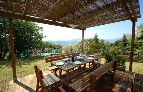 Radicondoli Villa | Family Villa and Pool for 8 by Tuscan Village
