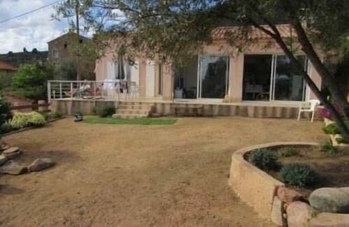 Coggia Villa | Family villa in a typical village