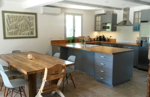Biot Villa | Family Villa, private pool walking distance from Biot village, close to Beaches