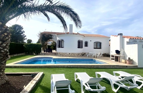 L Almadrava House | Family Villa with Pool, Close to Beach, Sleeps 8