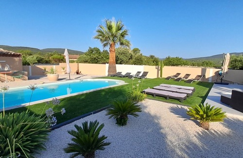 Besse-sur-Issole House | Family villa with pool in the heart of Provence. Sleeps 8. Sun and idleness