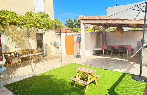 Lattes Villa | Family villa with pool 10min from MPL (train station and airport) and beaches