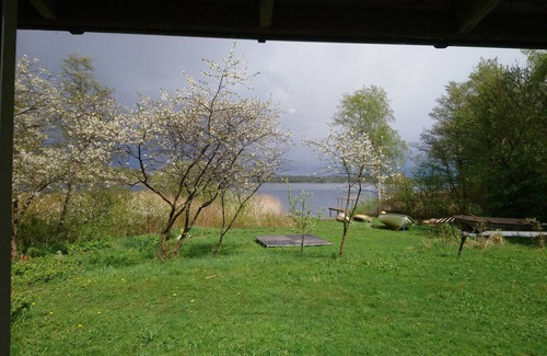 Grabo House | Family with beach location. Renovated, Boat, Wifi, electricity included. Fishing