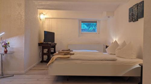 Neupetershain Nord Villa | FamilyandBike