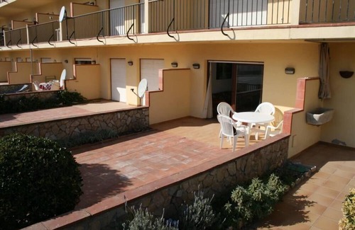 Pals Apartment | FAMOUS CALM on the beach and GOOD PRICE HUTG 017612